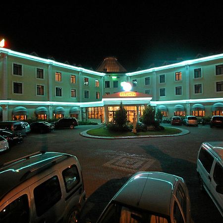 Gure Saruhan Thermal Akçay Dış mekan fotoğraf