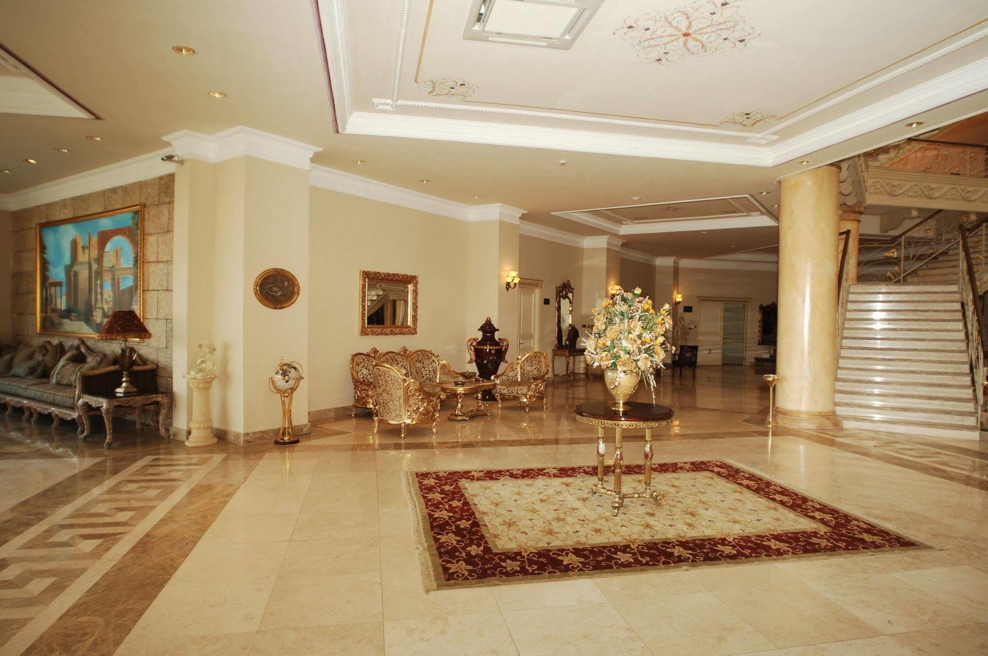 Gure Saruhan Thermal Akçay Dış mekan fotoğraf