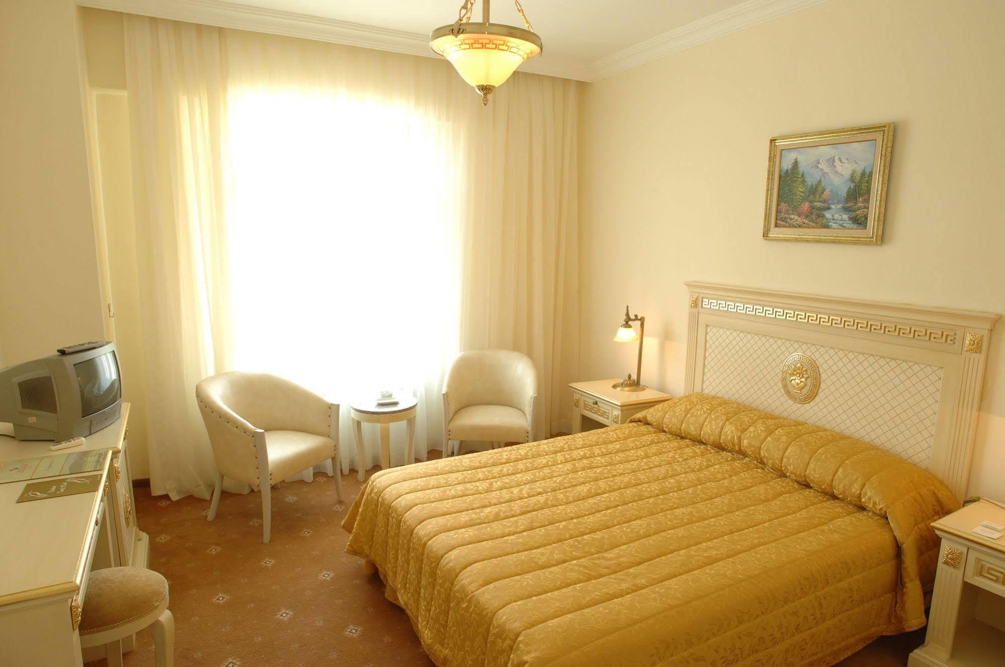 Gure Saruhan Thermal Akçay Dış mekan fotoğraf