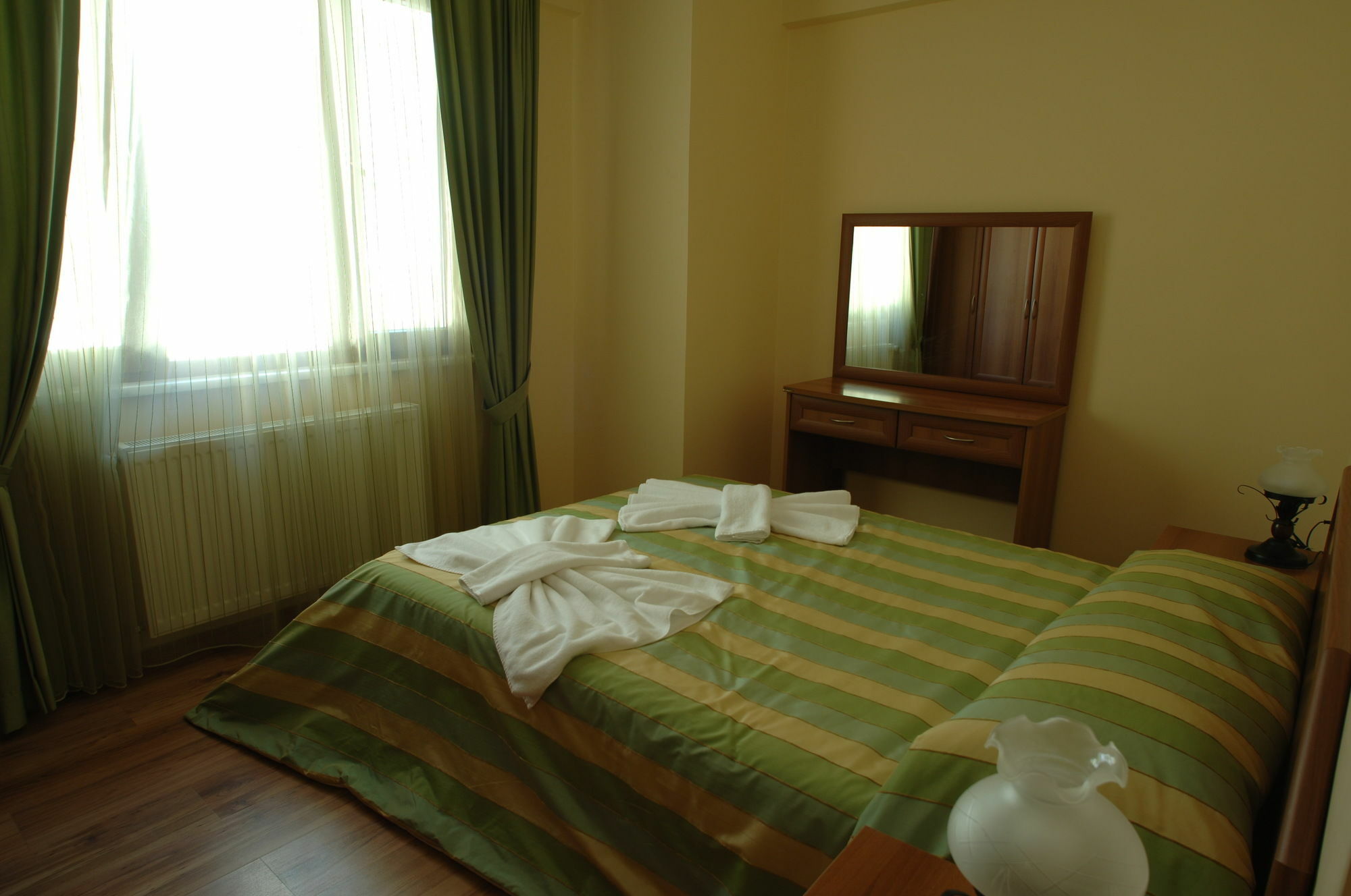 Gure Saruhan Thermal Akçay Dış mekan fotoğraf